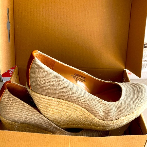 BNWT Nine West Vintage America Collection wedge heels! - Picture 4 of 5